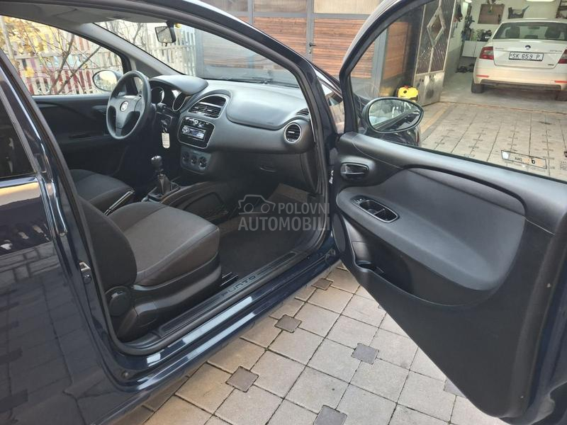 Fiat Grande Punto 1.4 cng young