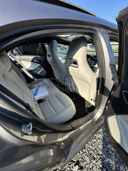 Mercedes Benz A 220 AMG