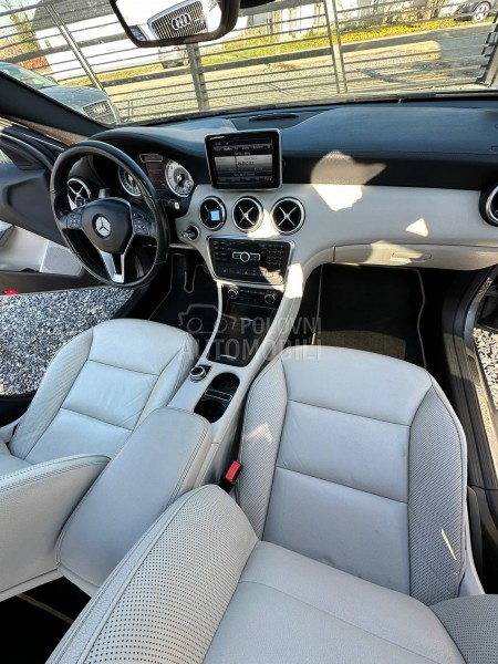 Mercedes Benz A 220 AMG