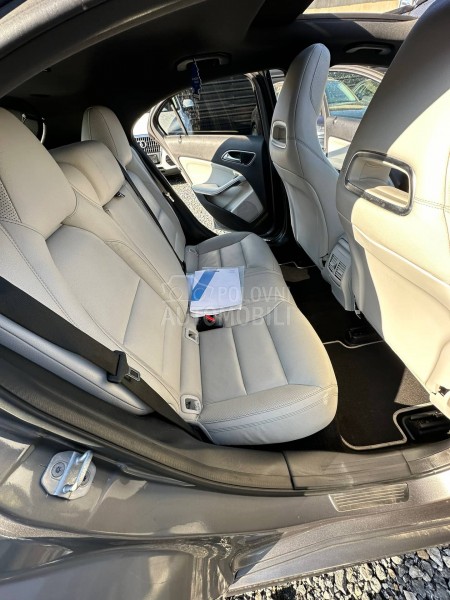 Mercedes Benz A 220 AMG