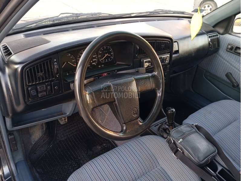 Volkswagen Passat B3 1,8 TNG