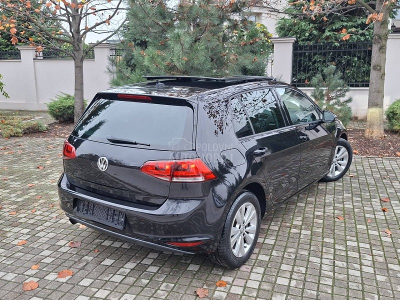 Volkswagen Golf 7 1.2  P A N O / L E D