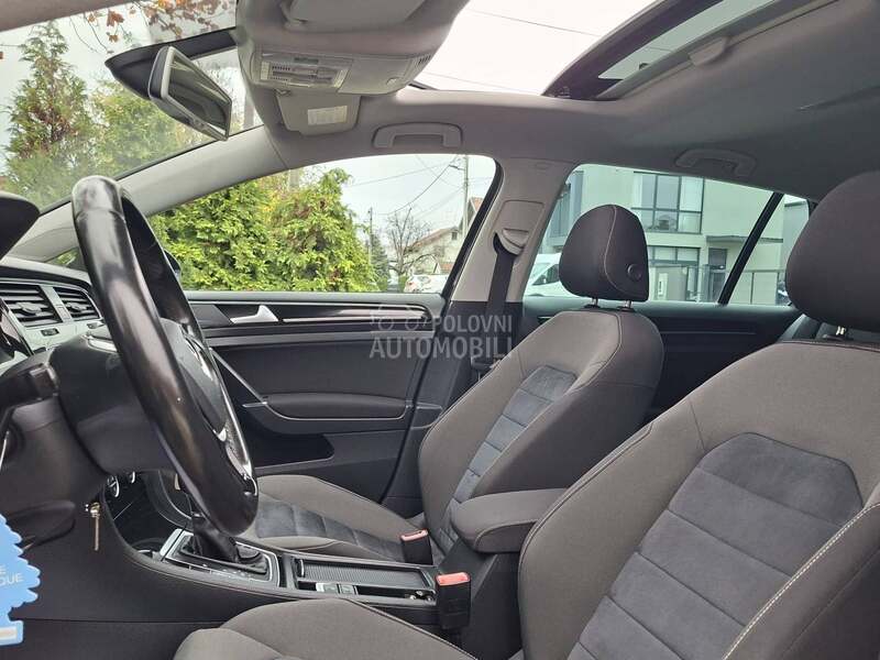 Volkswagen Golf 7 1.2  P A N O / L E D