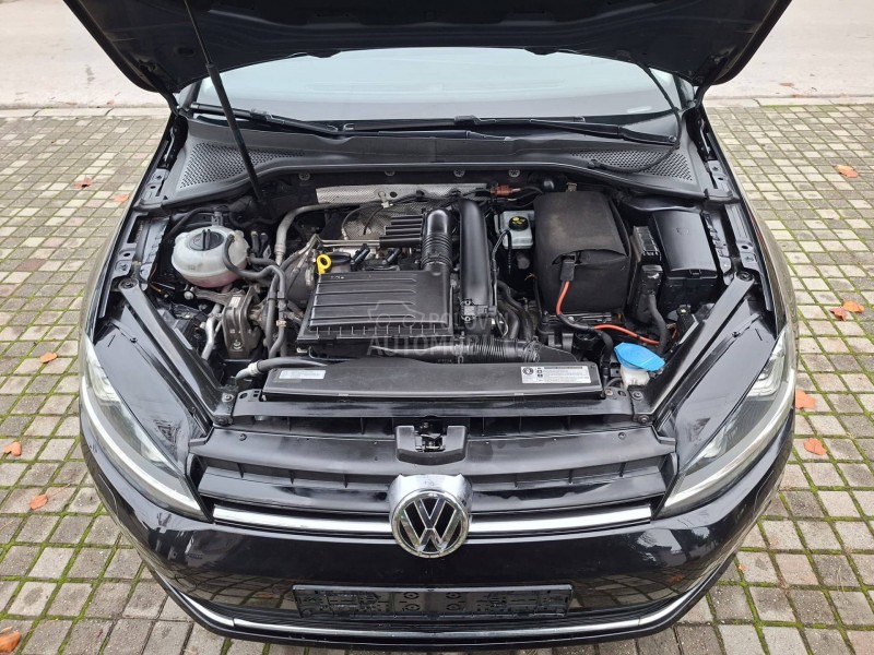 Volkswagen Golf 7 1.2  P A N O / L E D