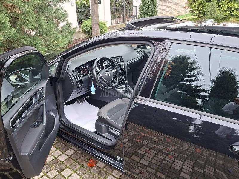 Volkswagen Golf 7 1.2  P A N O / L E D