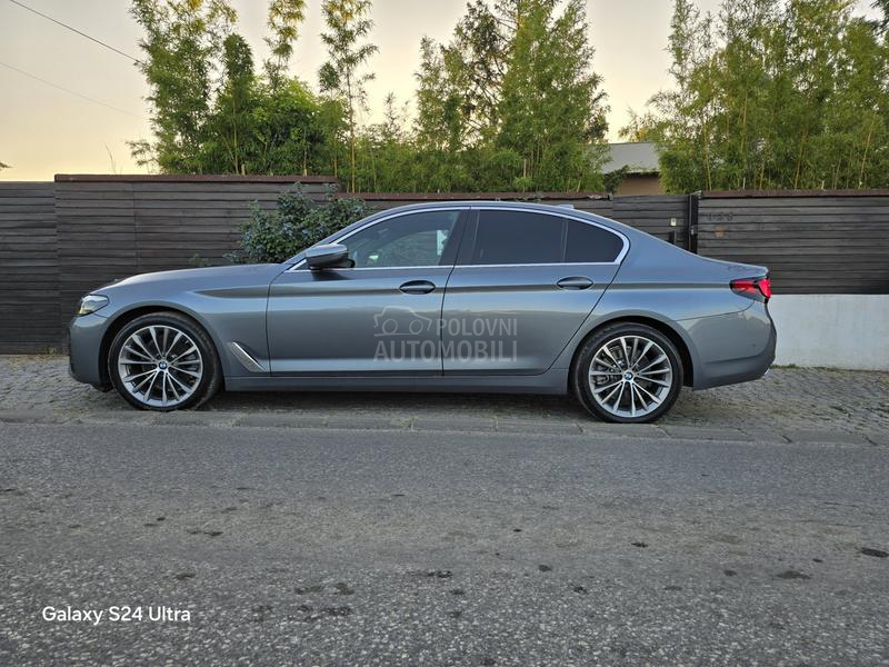 BMW 520 MILD HYBRID
