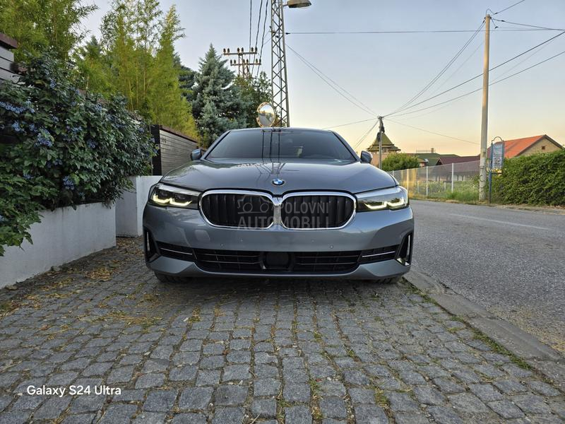 BMW 520 MILD HYBRID
