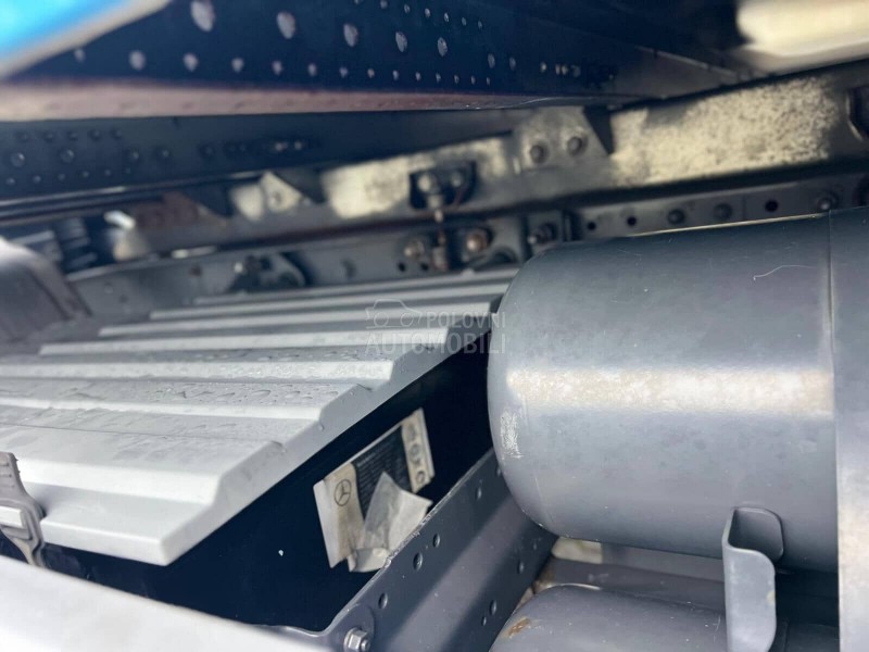 Mercedes Benz Atego 818