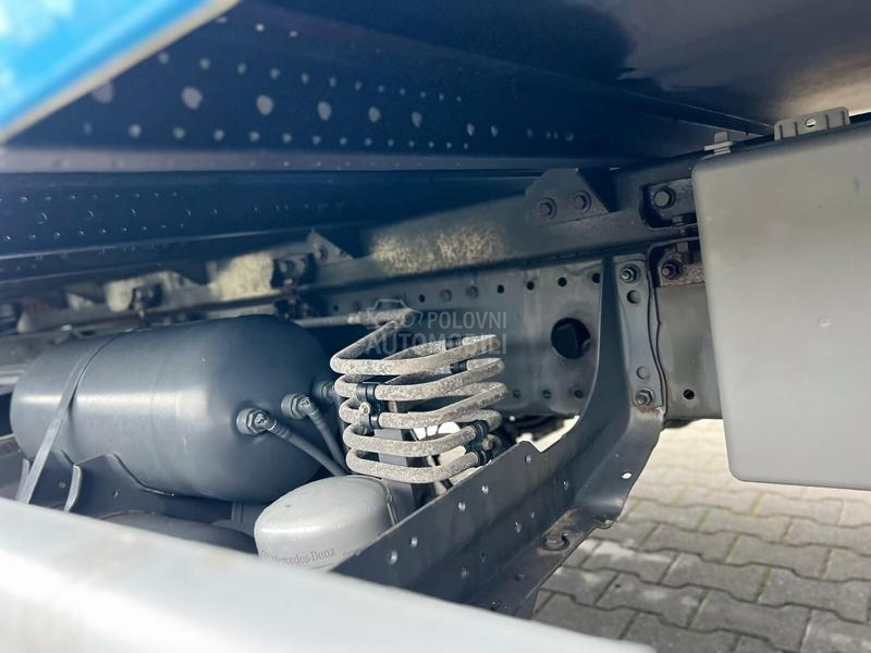 Mercedes Benz Atego 818