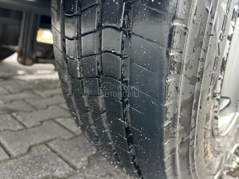 Mercedes Benz Atego 818