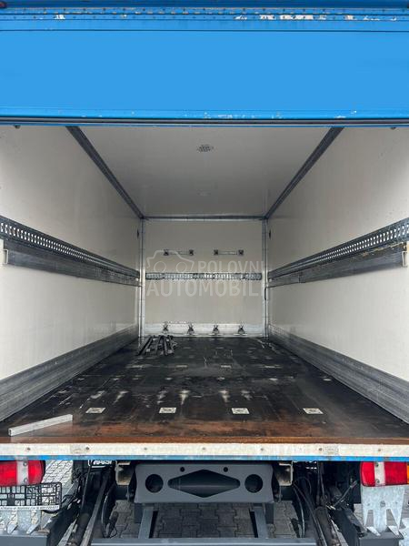 Mercedes Benz Atego 818