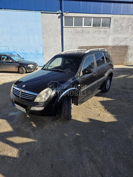 SsangYong Rexton 2.7