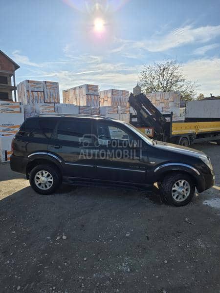 SsangYong Rexton 2.7