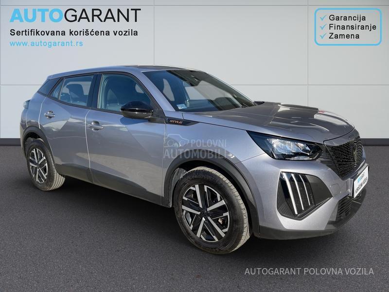 Peugeot 2008 HY 1.2 136 AT Style