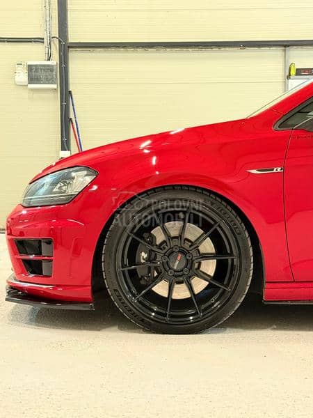 Volkswagen Golf 7 R / DSG