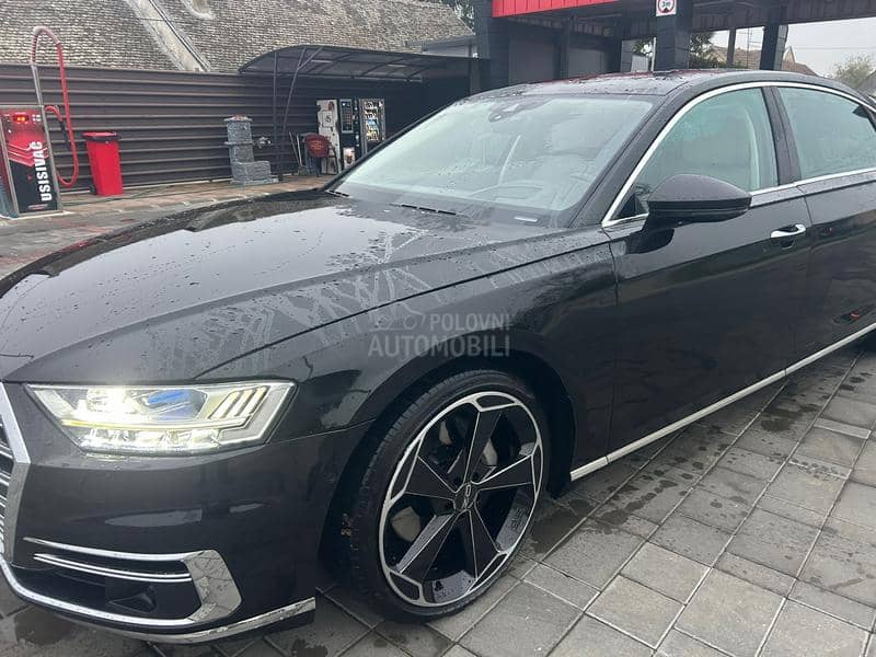 Audi A8 5.0 hibrid long