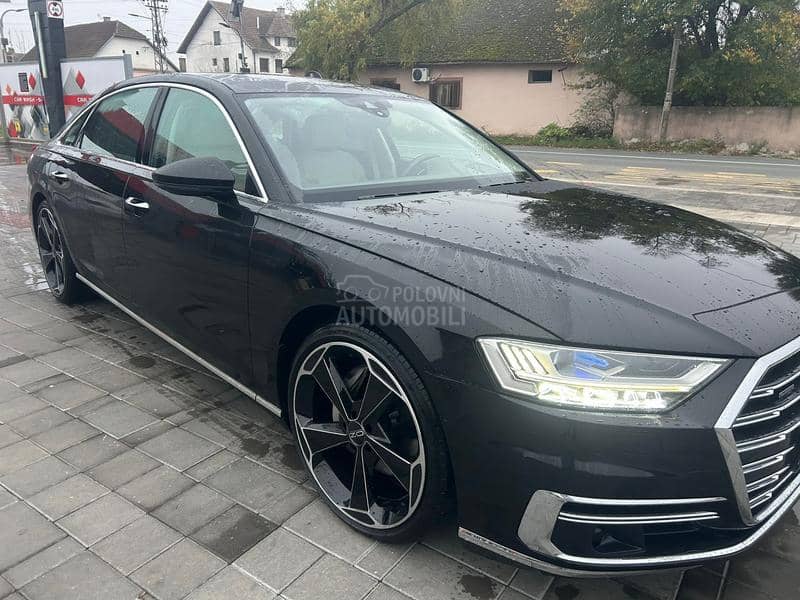 Audi A8 5.0 hibrid long