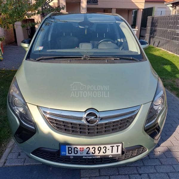Opel Zafira 