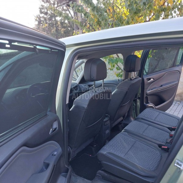 Opel Zafira 