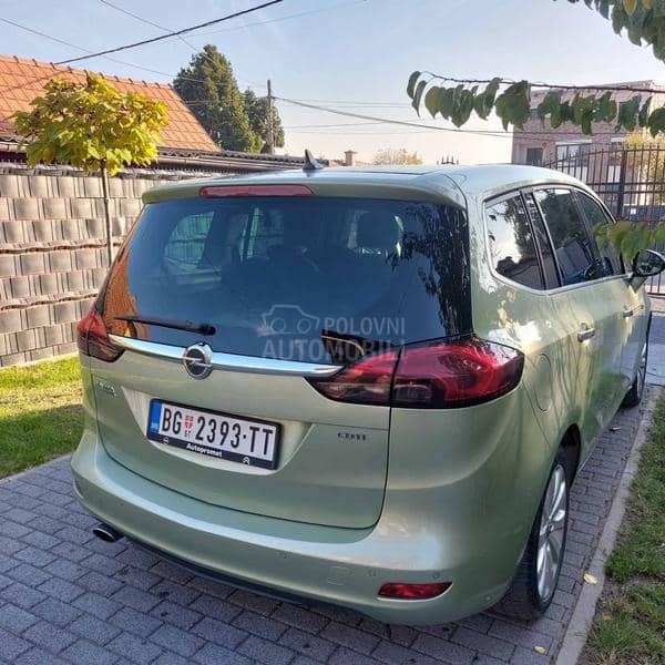 Opel Zafira 
