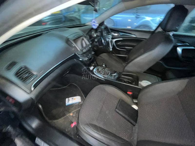 Opel Insignia 2.0 A20DTE 2014. god. -  kompletan auto u delovima