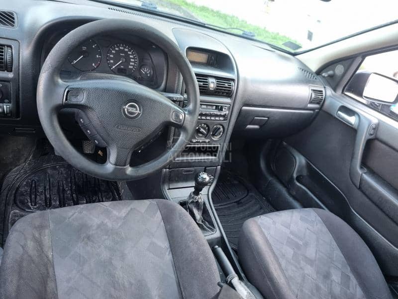 Opel Astra G 
