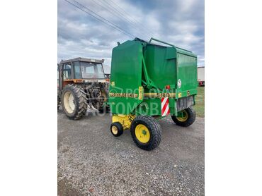 John Deere 580