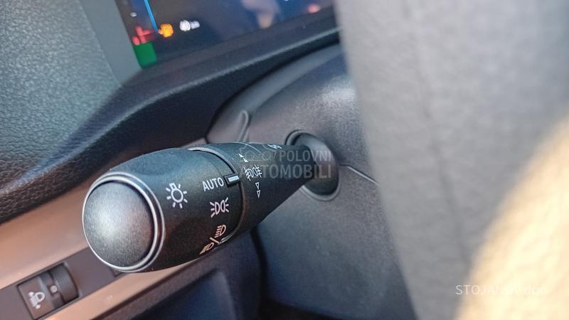 Opel Vivaro L 2.0 D8/1 AT8