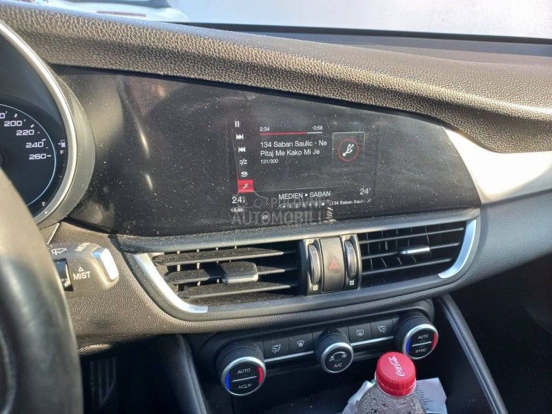 Alfa Romeo Giulia 