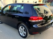 Volkswagen Golf 6 1.6 TDI STYLE