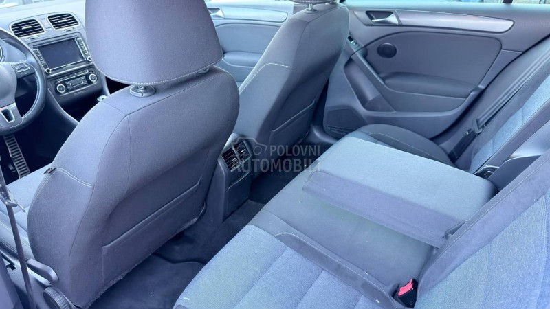 Volkswagen Golf 6 1.6 TDI STYLE