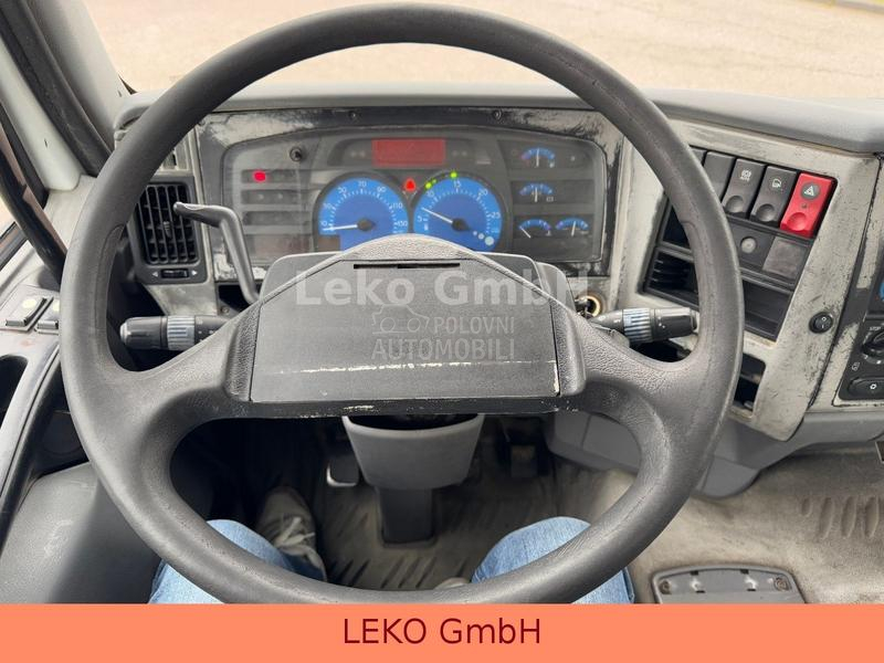 Renault Kerax 380 LEK0563