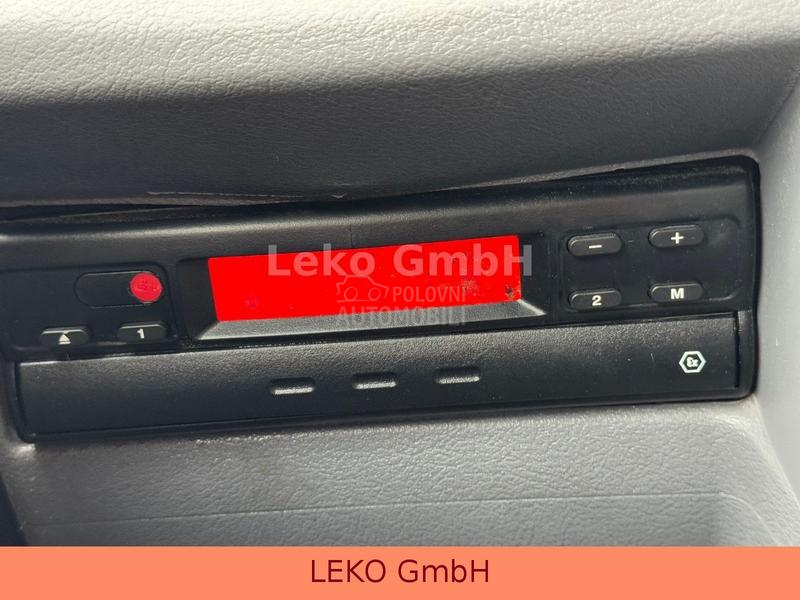 Renault Kerax 380 LEK0563