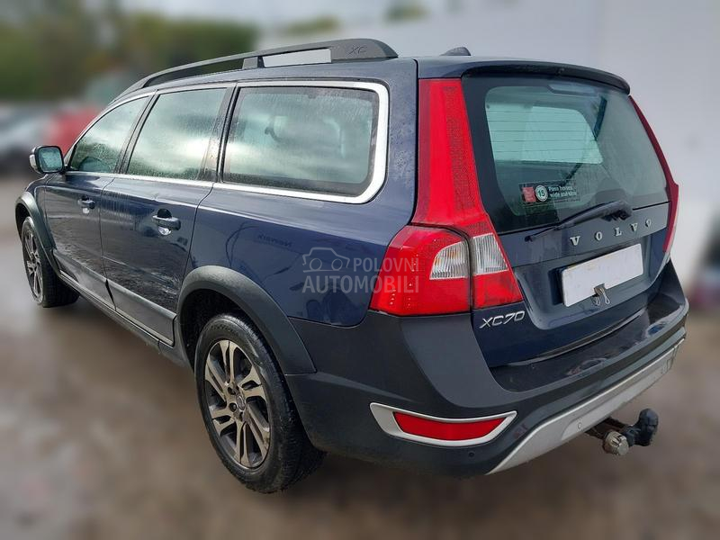 Volvo XC70 D5204T3 2012. god. -  kompletan auto u delovima