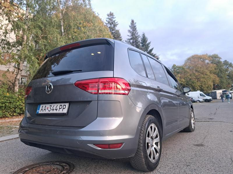 Volkswagen Touran 2.0 tdi