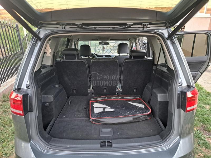 Volkswagen Touran 2.0 tdi