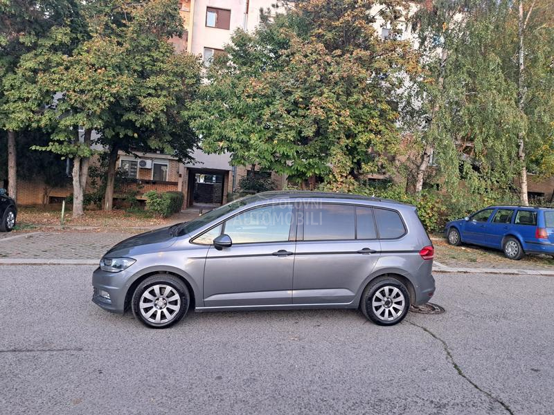Volkswagen Touran 2.0 tdi