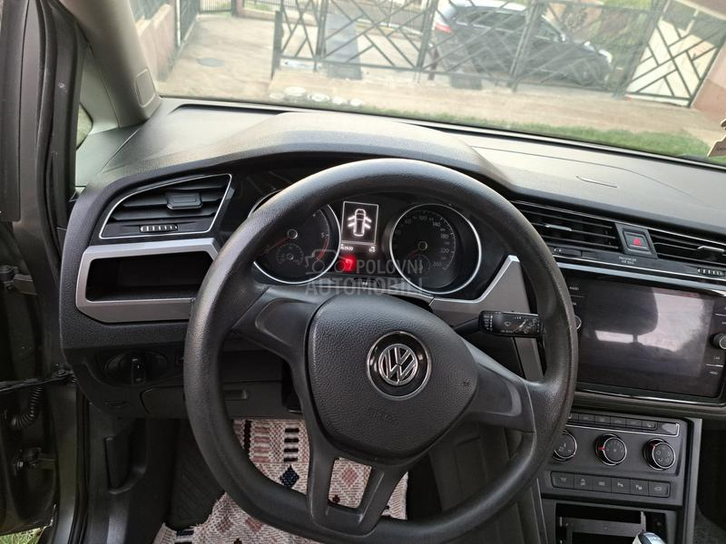 Volkswagen Touran 2.0 tdi