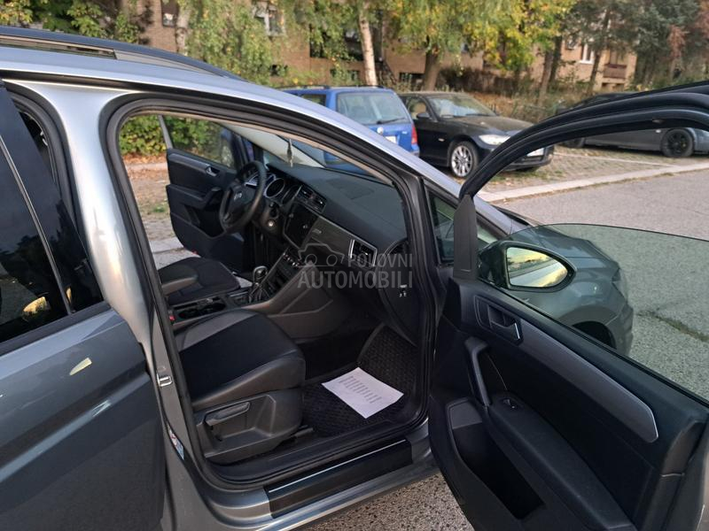 Volkswagen Touran 2.0 tdi