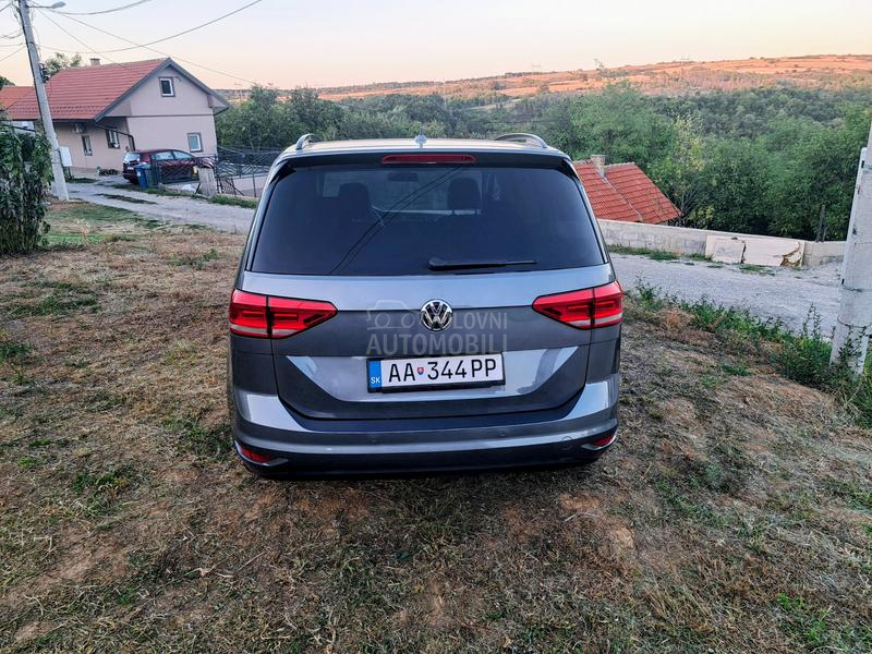 Volkswagen Touran 2.0 tdi