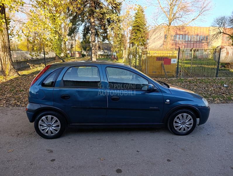 Opel Corsa C 1.0B  5 v.rata