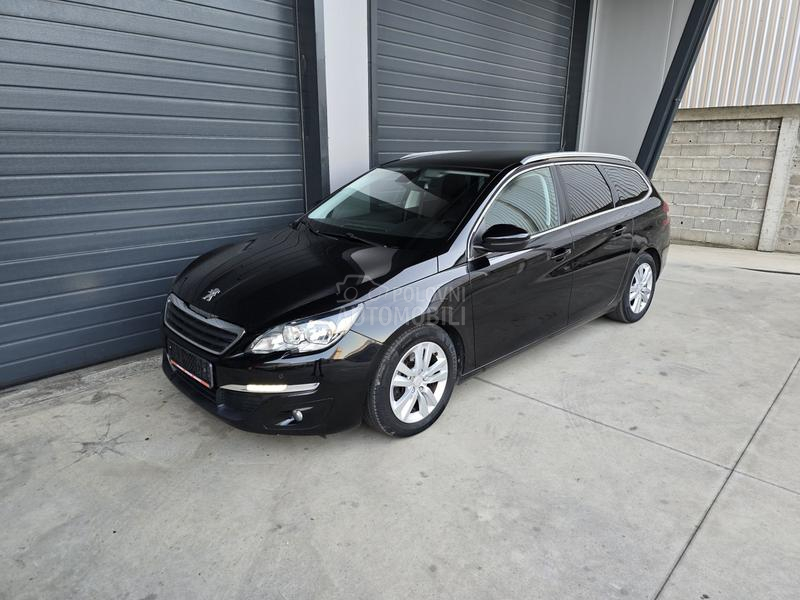 Peugeot 308 1.6 HDI PANO