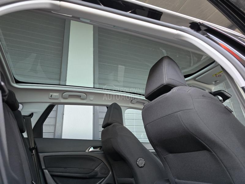 Peugeot 308 1.6 HDI PANO