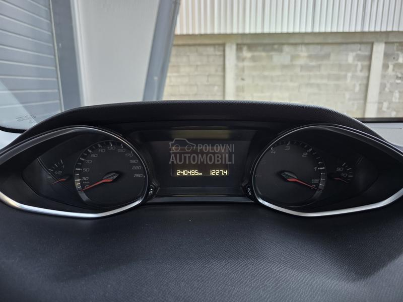 Peugeot 308 1.6 HDI PANO
