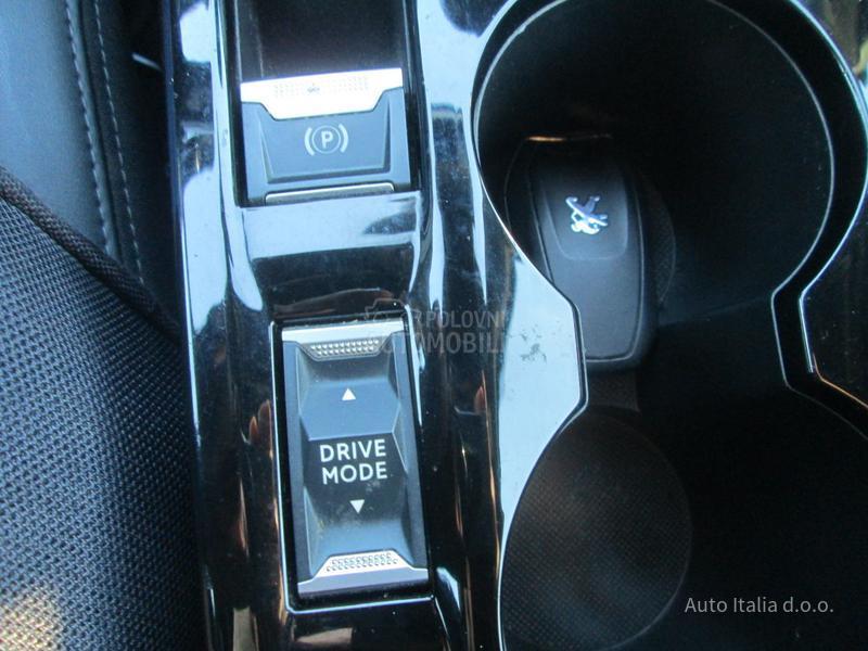 Peugeot 208 1.5 GT Line