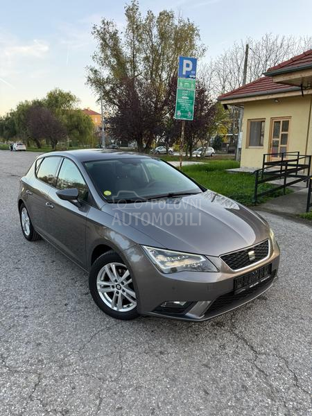 Seat Leon 1.6TDI/KAMERE/MATRIX
