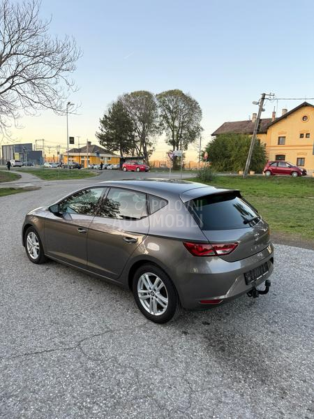 Seat Leon 1.6TDI/KAMERE/MATRIX