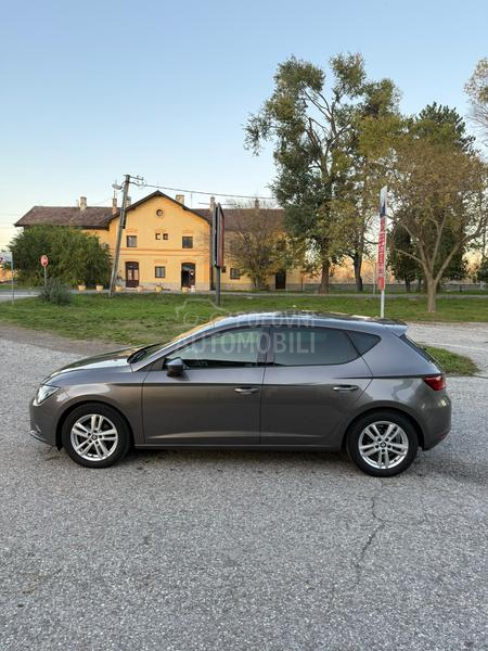Seat Leon 1.6TDI/KAMERE/MATRIX