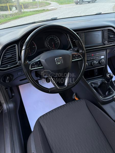 Seat Leon 1.6TDI/KAMERE/MATRIX