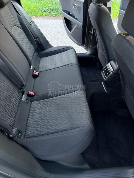 Seat Leon 1.6TDI/KAMERE/MATRIX